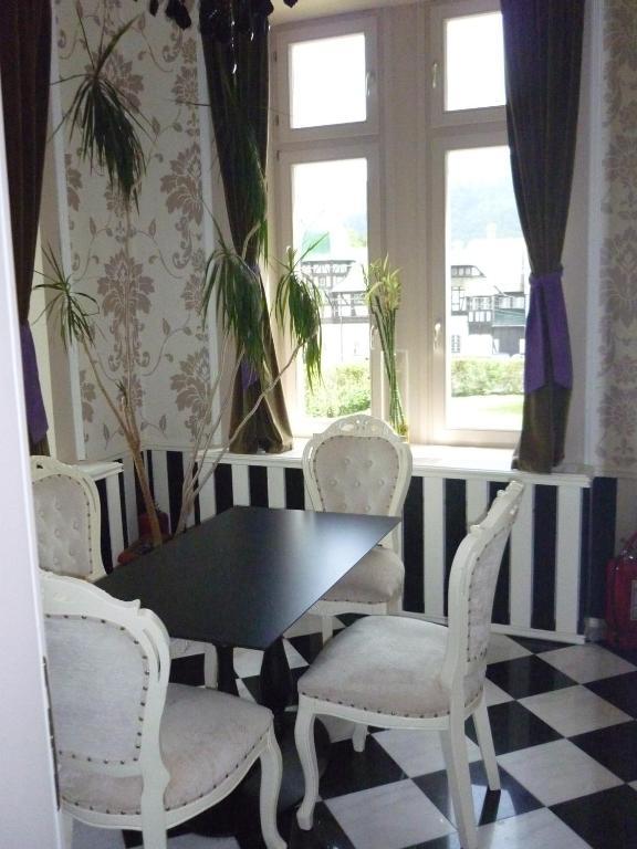 Vilele Lucia Luxury Mens Sana Sinaia Bilik gambar